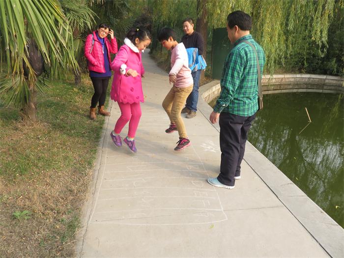 音乐学习-跳键盘舞